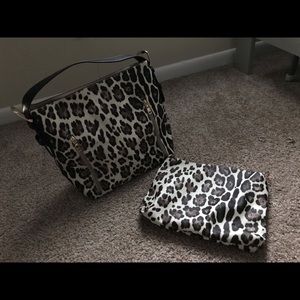 New with tags super cute purse with make up bag